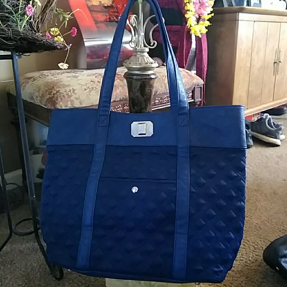 Charming Charlie tote